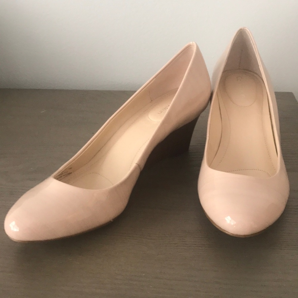 New! Calvin Klein wedge 2in heels in blush